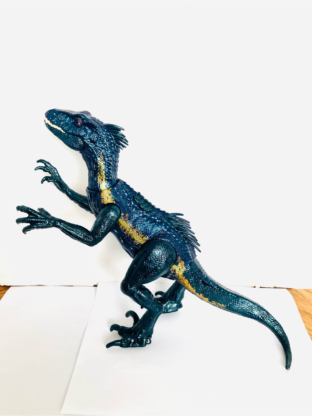 Jurassic World Track N Attack Iridescent Blue Indoraptor Figure Works Read 15in